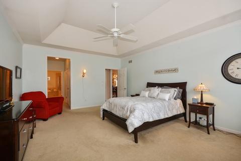 1039 Riviera Dr, Elgin, IL 60124 photo 15
