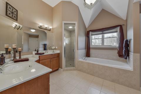 15928 Hometown Dr, Plainfield, IL 60586 photo 18