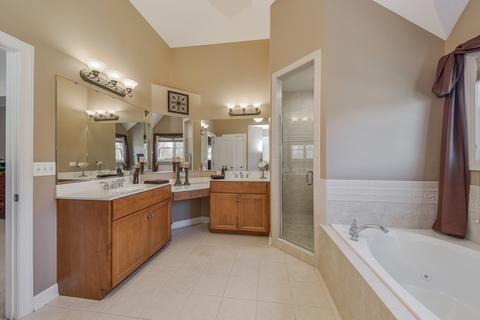 15928 Hometown Dr, Plainfield, IL 60586 photo 17