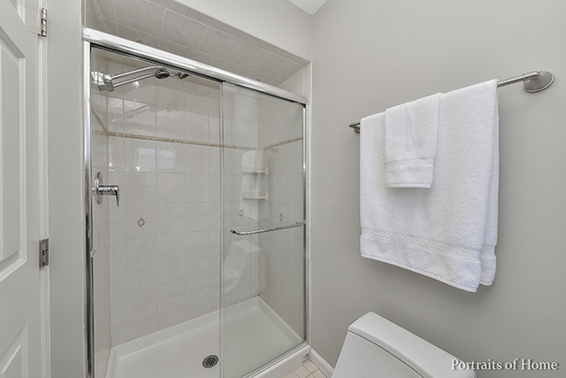 1608 Orth Dr, Wheaton, IL 60187 photo 14