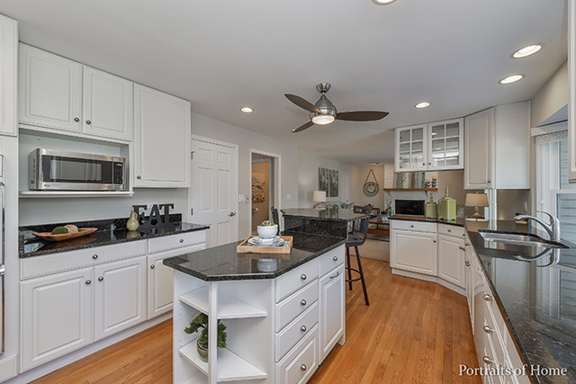 1608 Orth Dr, Wheaton, IL 60187 photo 7