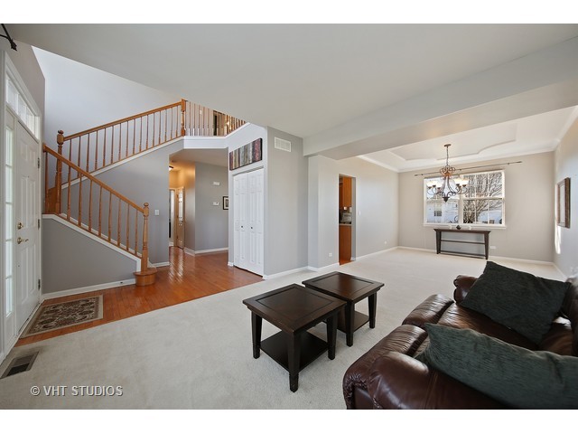 16411 Fairfield Dr, Plainfield, IL 60586 photo 3