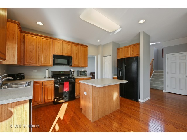16411 Fairfield Dr, Plainfield, IL 60586 photo 5