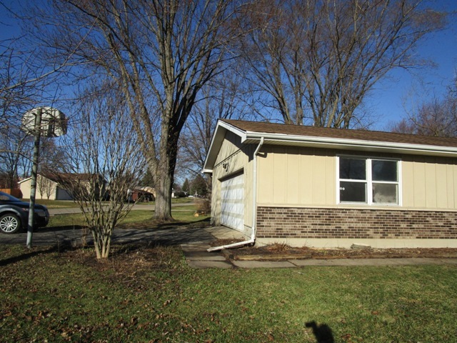 1503 N Ramble Rd, Mchenry, IL 60050 photo 2