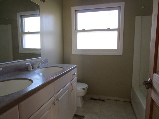 1503 N Ramble Rd, Mchenry, IL 60050 photo 18