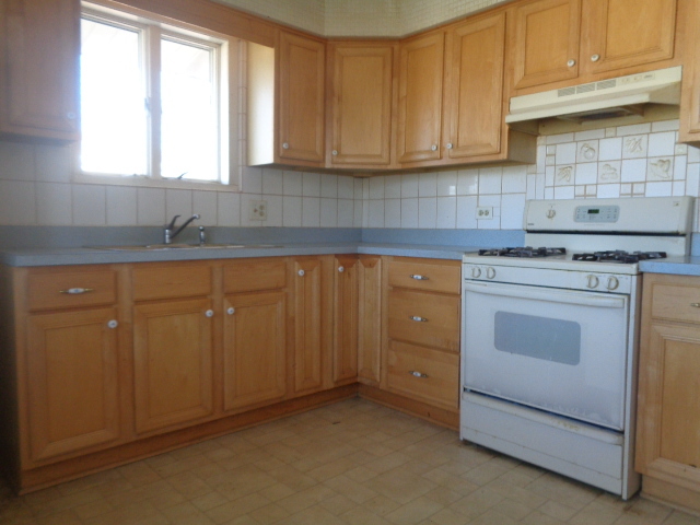 348 E Hilton Ave, Addison, IL 60101 photo 7