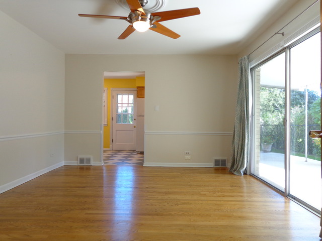 931 Wayne Ave, Deerfield, IL 60015 photo 3