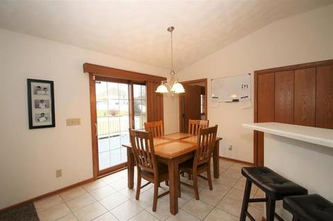 4835 Cabot Ln, Cherry Valley, IL 61016 photo 10