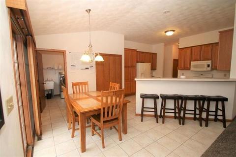 4835 Cabot Ln, Cherry Valley, IL 61016 photo 9