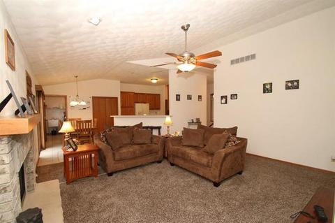 4835 Cabot Ln, Cherry Valley, IL 61016 photo 6