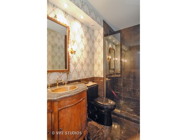 100 E Bellevue Pl #29E, Chicago, IL 60611 photo 18