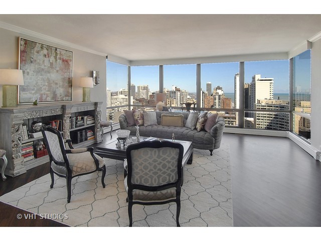 100 E Bellevue Pl #29E, Chicago, IL 60611 photo 3
