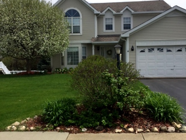 69 Georgetown Dr, Cary, IL 60013 photo 1