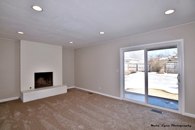 4205 Crimson Dr, Hoffman Estates, IL 60195 photo 10