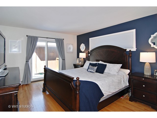250 Blackhawk Rd, Riverside, IL 60546 photo 8