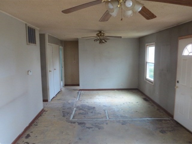 509 Spring Ave, Dekalb, IL 60115 photo 14