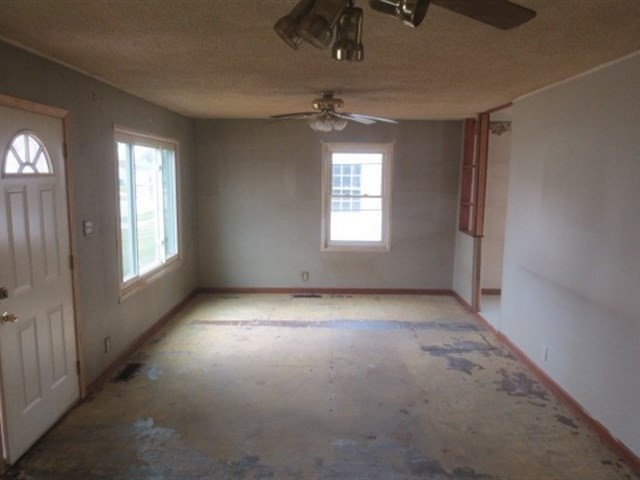 509 Spring Ave, Dekalb, IL 60115 photo 15