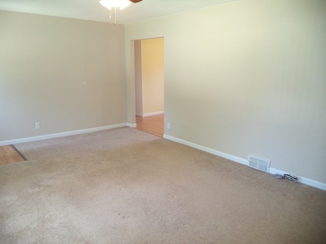 22 Jack St, Plano, IL 60545 photo 9