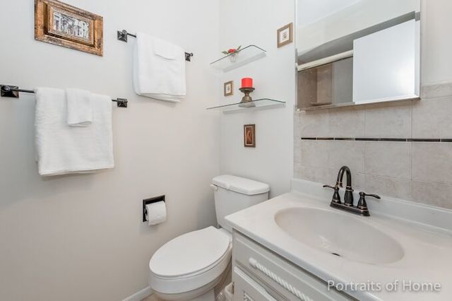440 E Chippendale Dr, Bartlett, IL 60103 photo 13