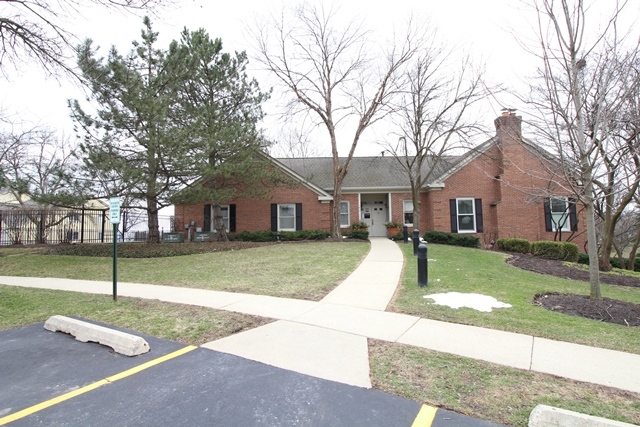 1612 Warwick Ct #B1, Wheeling, IL 60090 photo 21