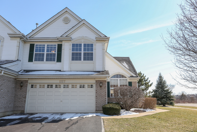 1227 Tamarack Dr, Bartlett, IL 60103 photo 1