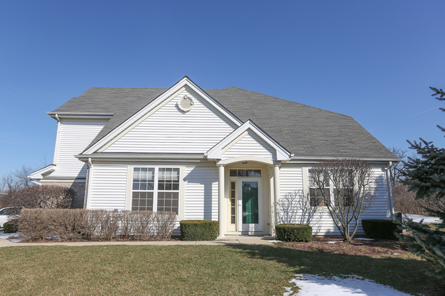 1227 Tamarack Dr, Bartlett, IL 60103 photo 2