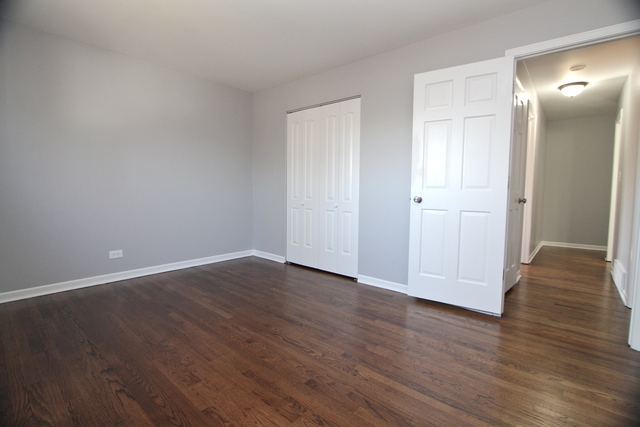 9455 Dee Rd, Des Plaines, IL 60016 photo 15