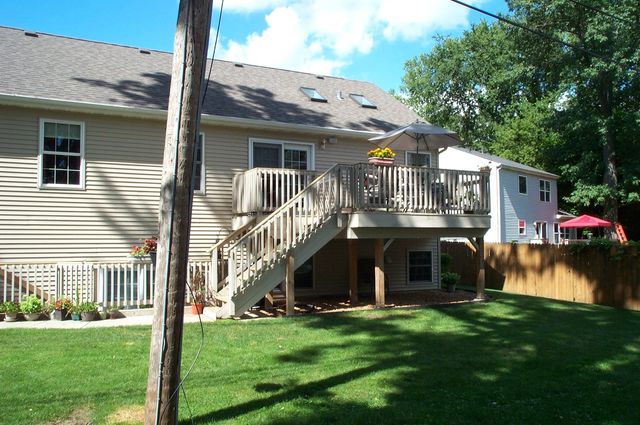 2711 Apache Trl, Mchenry, IL 60051 photo 2