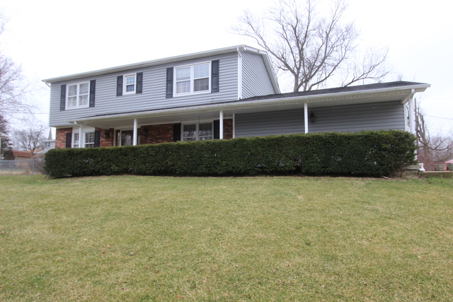 213 S River Rd, Algonquin, IL 60102 photo 2