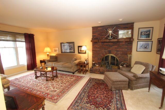 213 S River Rd, Algonquin, IL 60102 photo 8