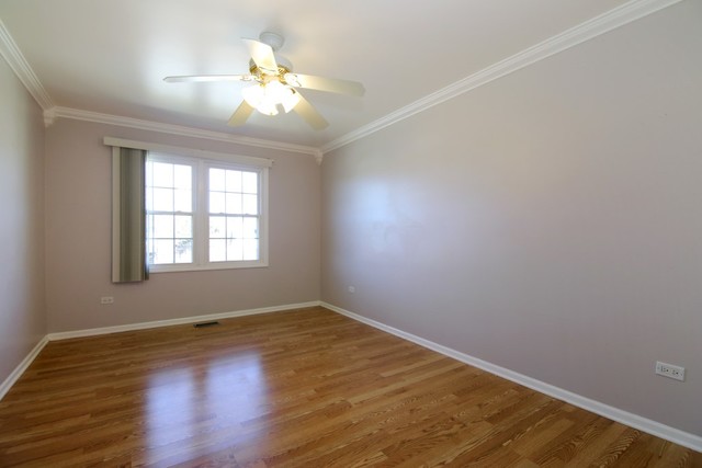 235 Mayer Ave, Wheeling, IL 60090 photo 12