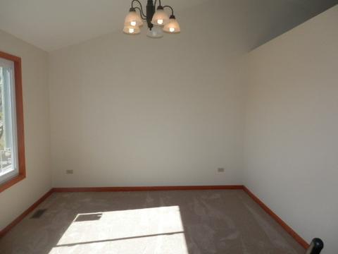 6909 Bitterroot Dr, Plainfield, IL 60586 photo 2
