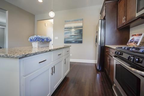 19 E Logan St, Lemont, IL 60439 photo 9