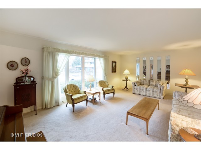 29 Oriole Ct, Naperville, IL 60540 photo 7