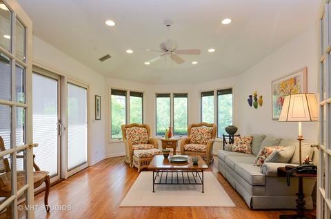 262 Coachmaker Dr, Northbrook, IL 60062 photo 7