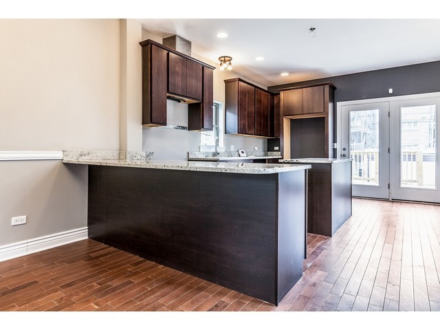 9234 S Loomis St, Chicago, IL 60620 photo 5