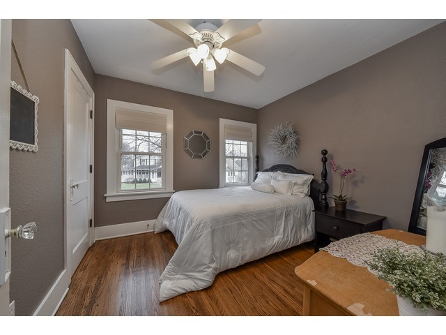 331 E Indiana St, Wheaton, IL 60187 photo 15