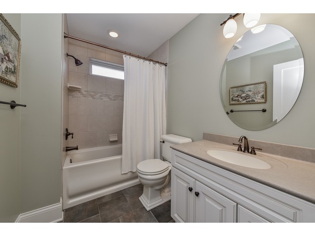 331 E Indiana St, Wheaton, IL 60187 photo 16