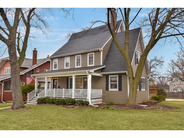 331 E Indiana St, Wheaton, IL 60187 photo 2