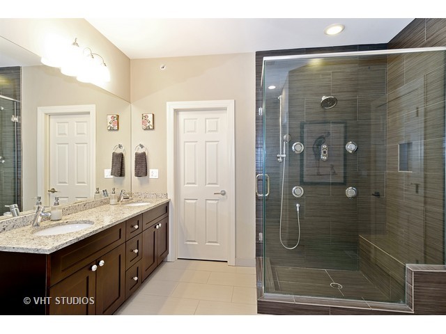 45 Legacy Ln, Wheeling, IL 60090 photo 12