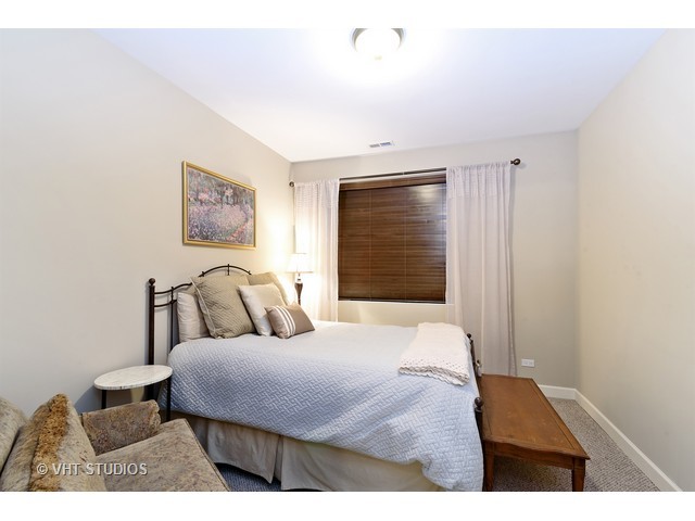 45 Legacy Ln, Wheeling, IL 60090 photo 15