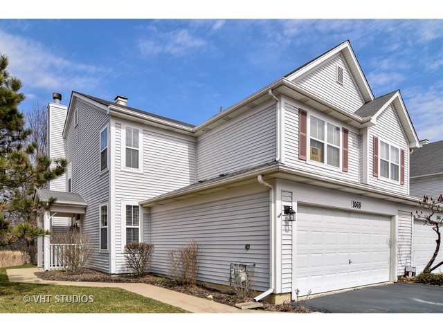 1068 Horizon Dr #C, Bartlett, IL 60103 photo 1