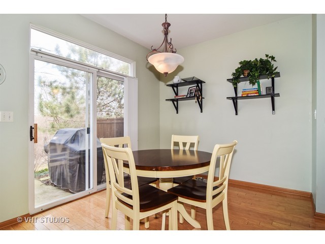 1068 Horizon Dr #C, Bartlett, IL 60103 photo 4