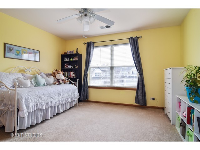 1068 Horizon Dr #C, Bartlett, IL 60103 photo 9