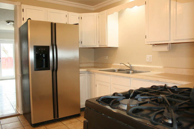 605 Amanda Ave, Mchenry, IL 60050 photo 5