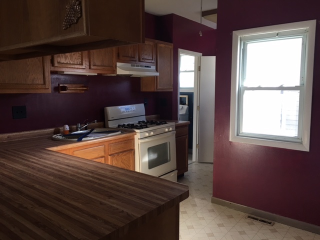 339 Jackson St, Genoa, IL 60135 photo 2