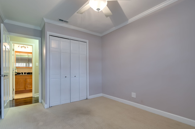 1575 Highland Blvd, Hoffman Estates, IL 60169 photo 16