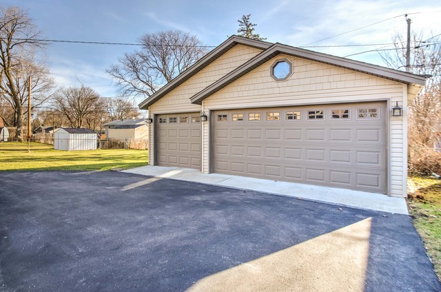 1575 Highland Blvd, Hoffman Estates, IL 60169 photo 20