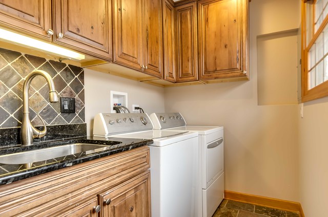 1575 Highland Blvd, Hoffman Estates, IL 60169 photo 19