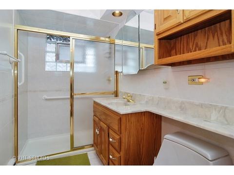 8606 40th St, Lyons, IL 60534 photo 8